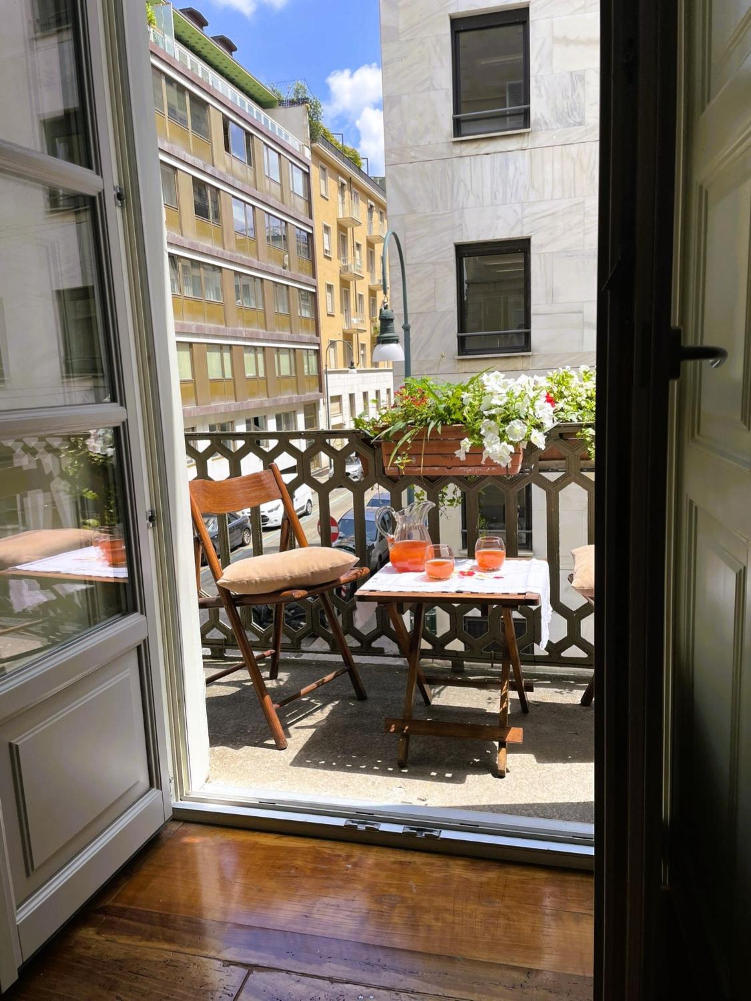 Emozione Torino - Affascinante, Silenzioso, In Palazzo D'Epoca Pressi Piazza Solferino Apartment ภายนอก รูปภาพ