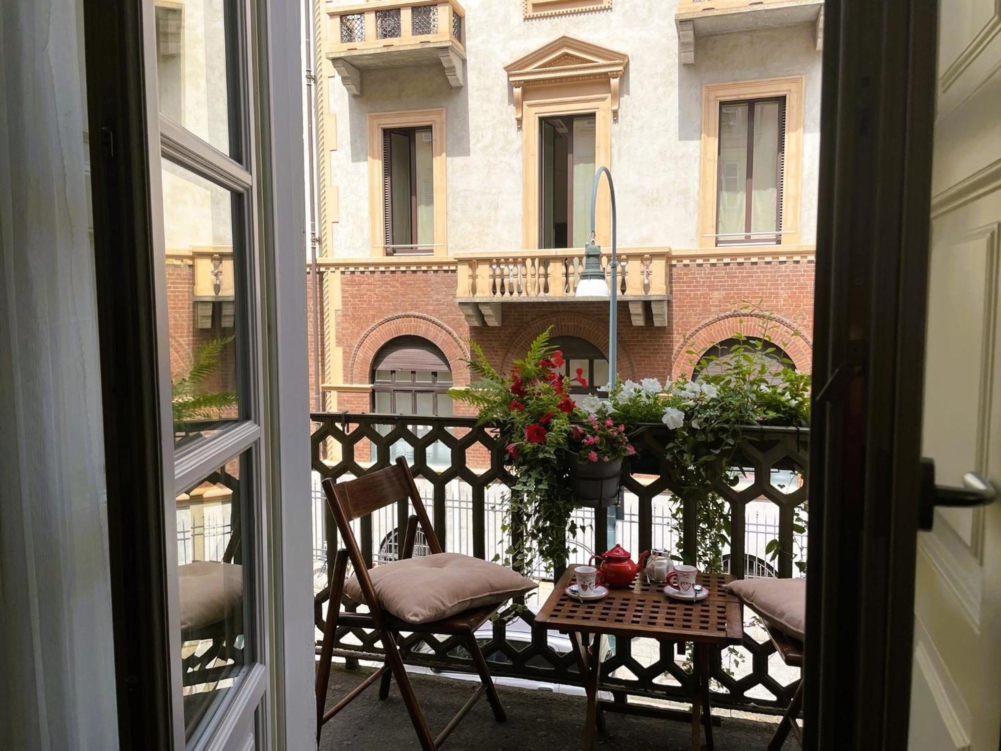 Emozione Torino - Affascinante, Silenzioso, In Palazzo D'Epoca Pressi Piazza Solferino Apartment ภายนอก รูปภาพ