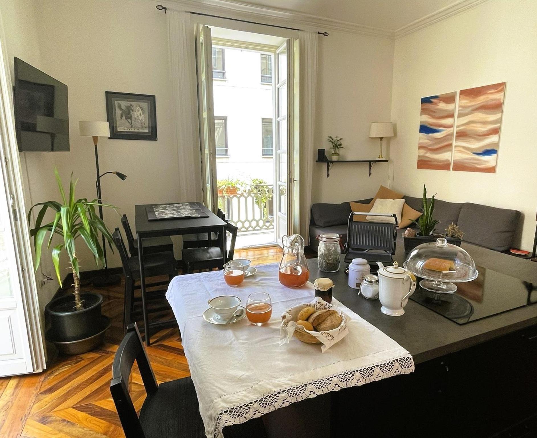 Emozione Torino - Affascinante, Silenzioso, In Palazzo D'Epoca Pressi Piazza Solferino Apartment ภายนอก รูปภาพ